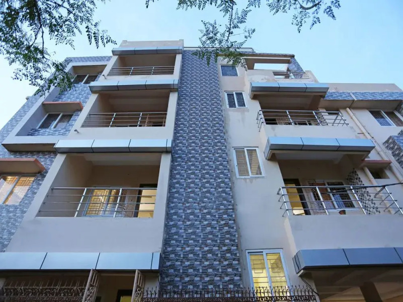 SR Corporate Guest House