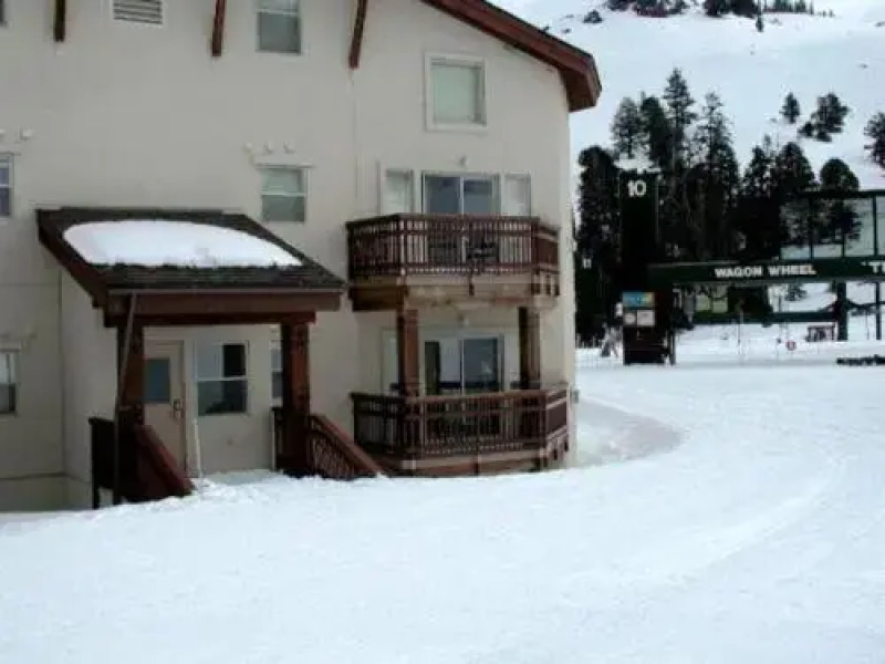 Mountain Club at Kirkwood - Ski In/Ski Out & Affordable Studio #225