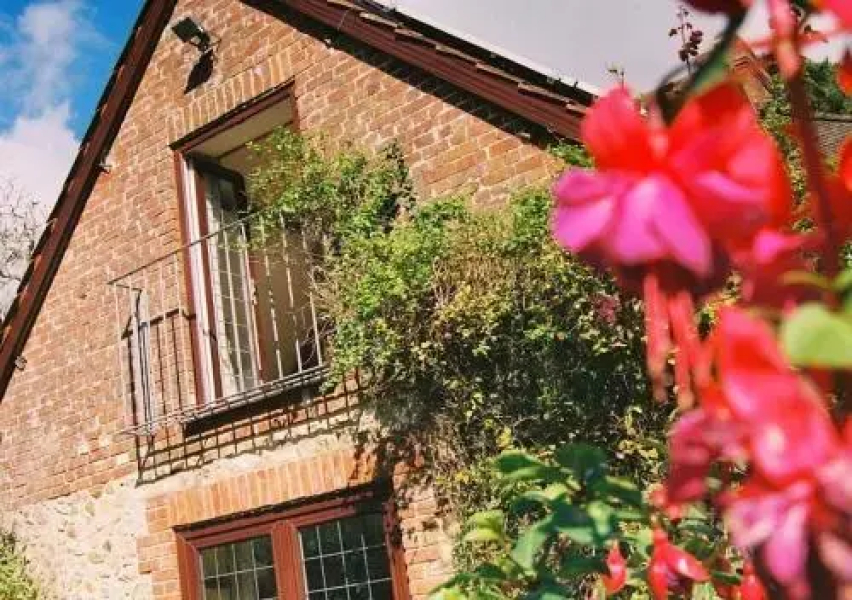 Bramley Cottage