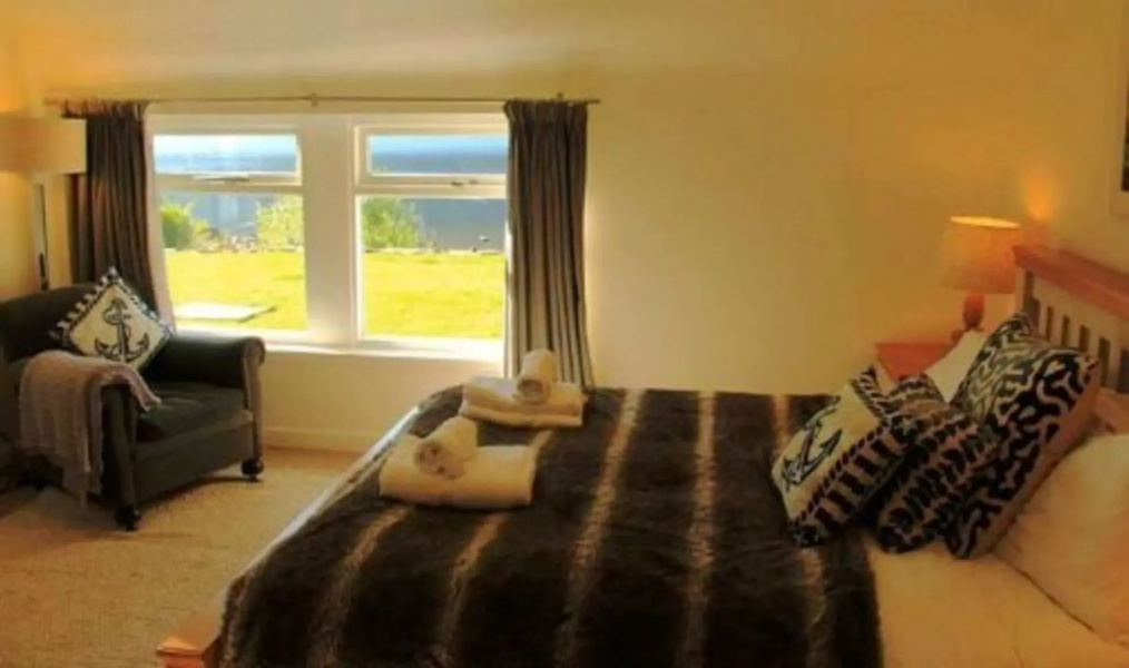 Lochside Cottage
