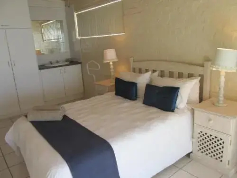 Point Village Accommodation - Snowdove