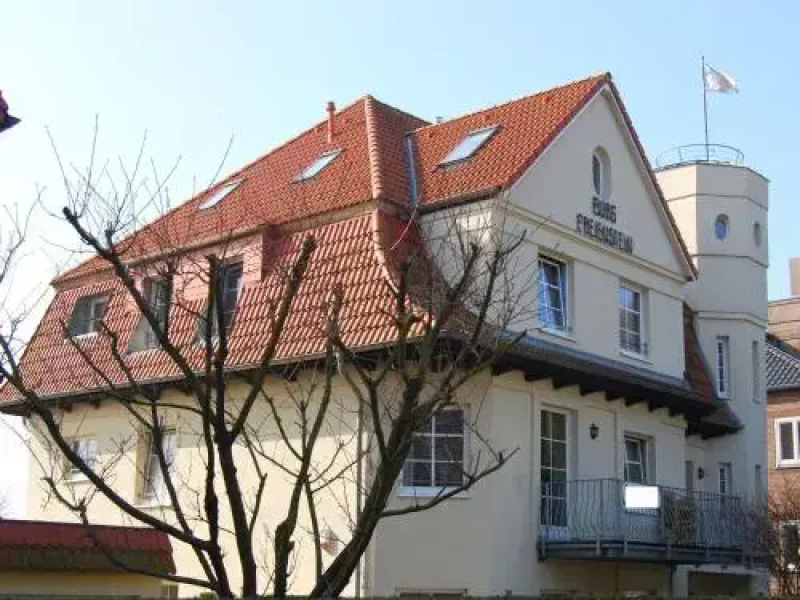 Ferienwohnungen in historischer Villa in Warnemünde (LB)