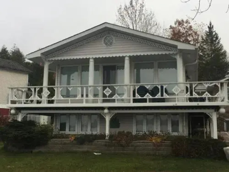Victoria Harbour Cottages