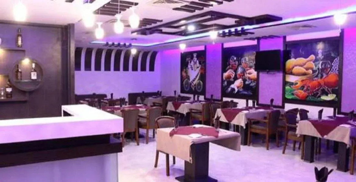 OYO Premium Teen Batti Devka Road