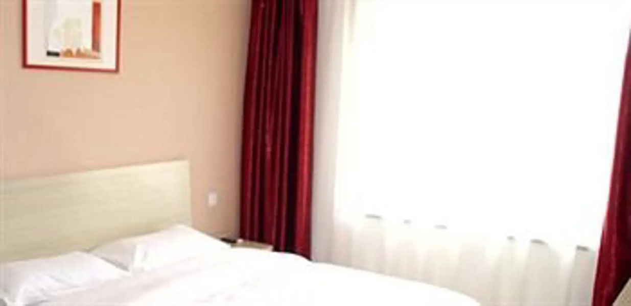 Super 8 Shenyang Changjiang Bei Jie
