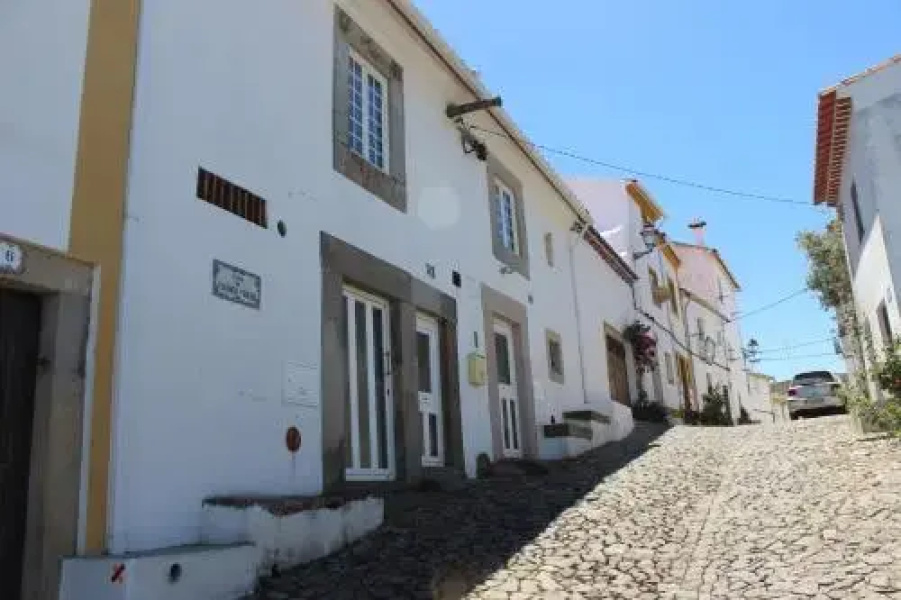 Casa Da Praça Alta