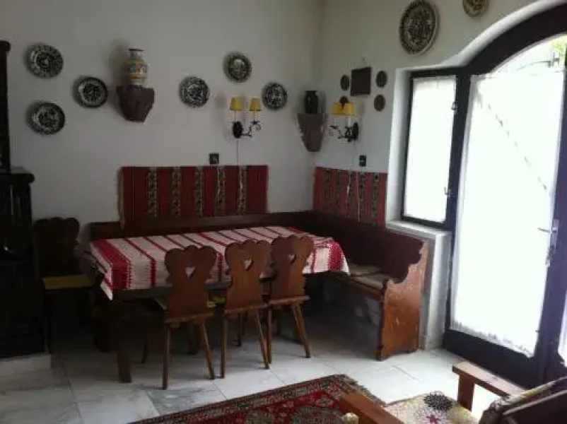 Radnóti Home