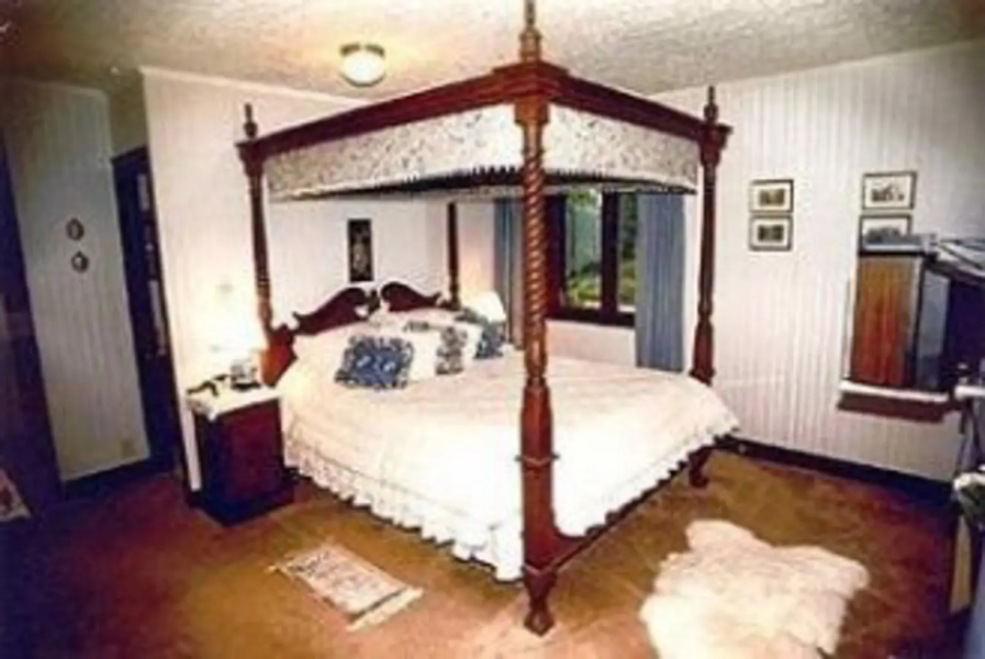 The Tudor House Bed and Breakfast