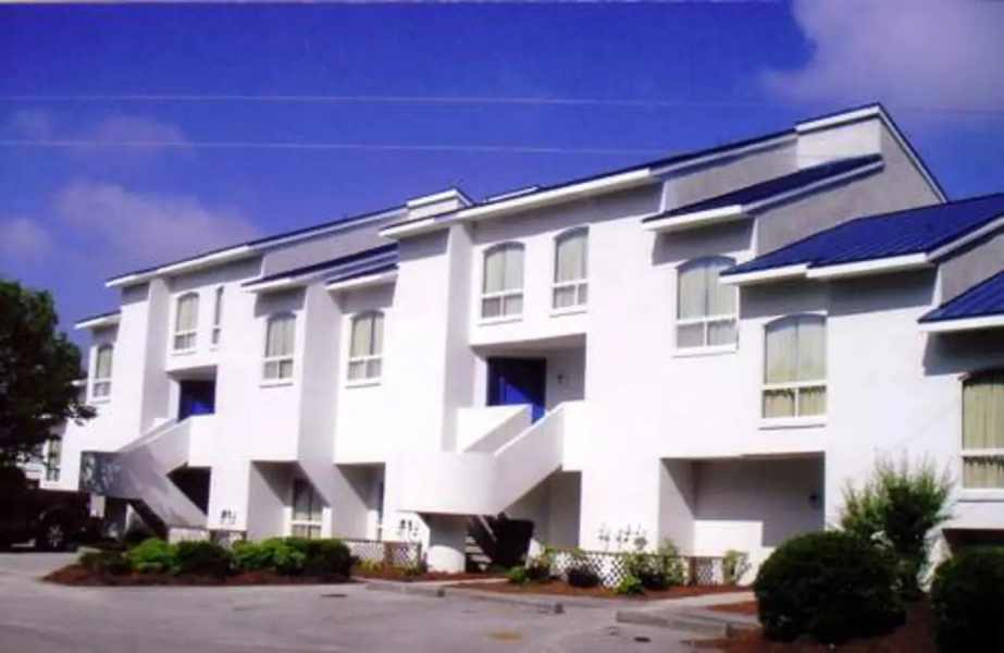 Marsh Harbour Villas
