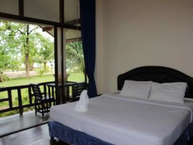 Nang Nual Beach Resort