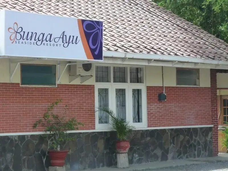 Bunga Ayu Bungalows & Restaurant