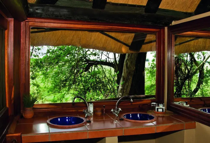 Lianshulu Lodge