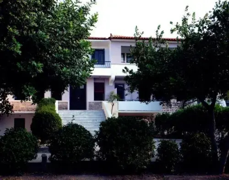 Theodora Hotel