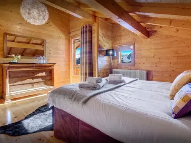 La Grange a L'Ours - OVO Network