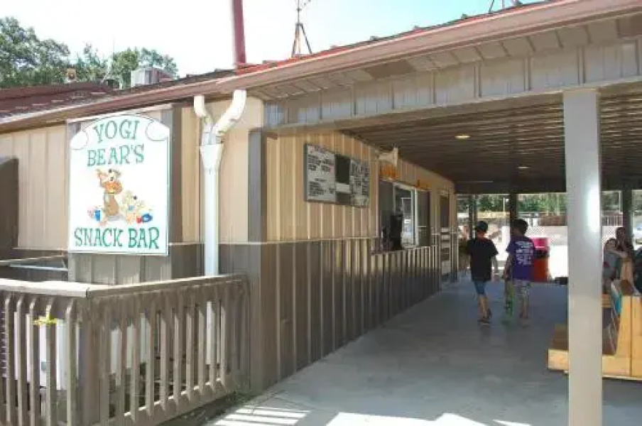 O'Connell's Yogi Bear Studio Cabin 8