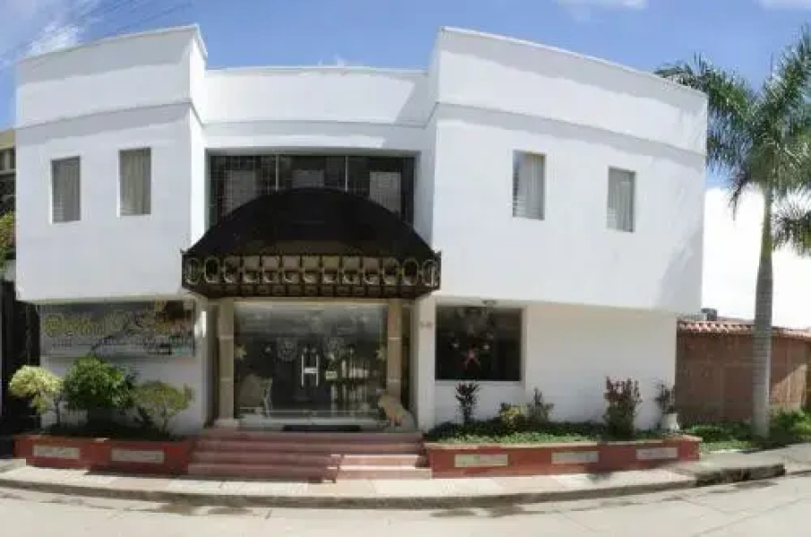 Hotel D'León