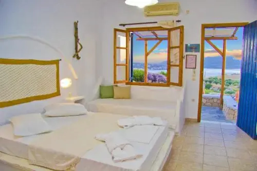 Margarita Rooms