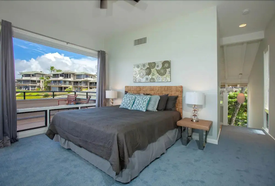 Bay Villa 32B3 Gold Ocean View by RedAwning