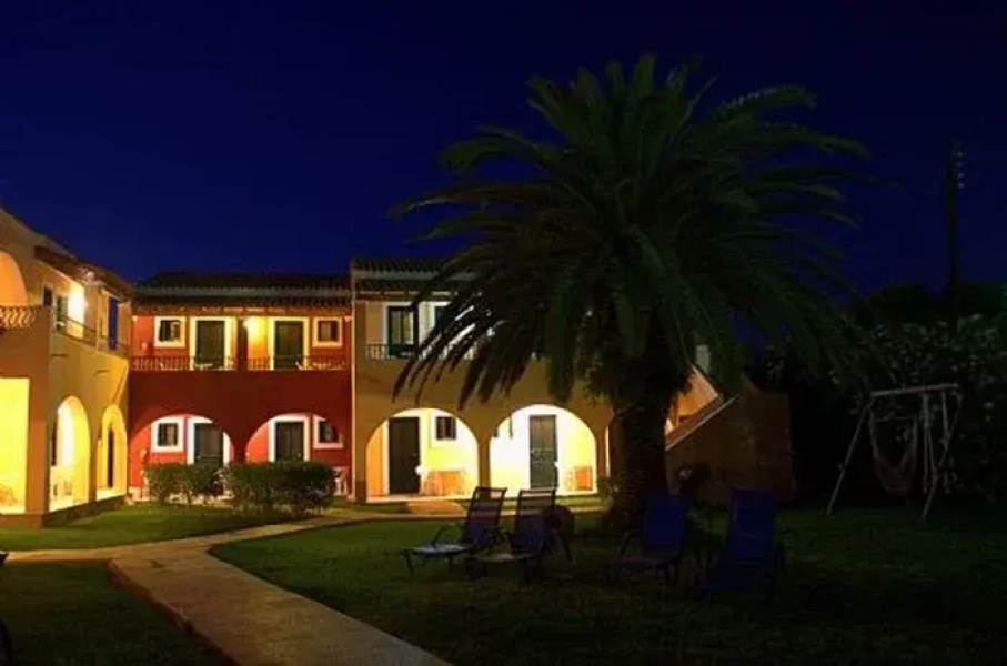Koursaros Apartments