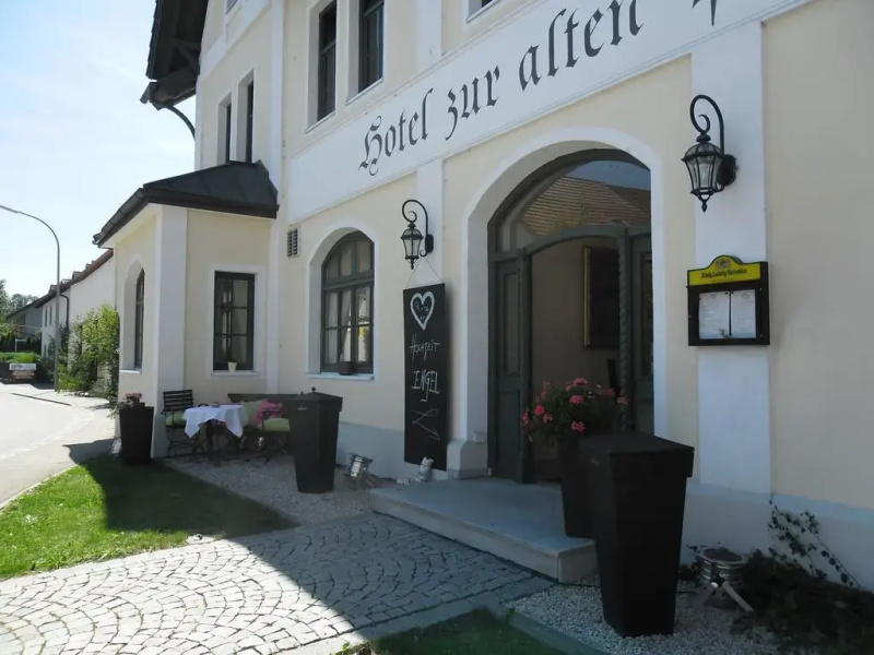 Hotel und Landgasthof zur alten Post