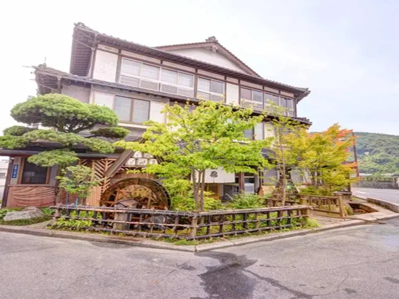 Shiratame Ryokan