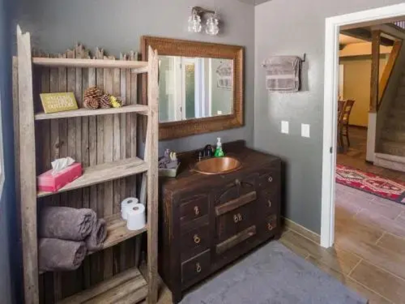 Serendipity Getaway in Shugart Flats