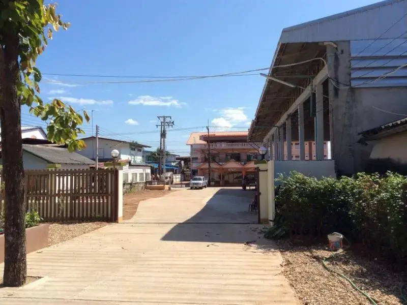 Rimfangkhong Hotel