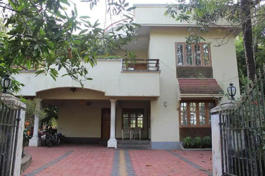 Paradise Holidays Guest House