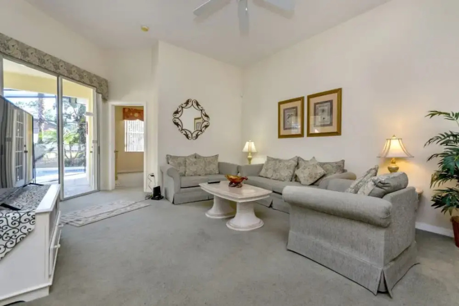 Calabay Parc at Tower Lake - 635 Copeland Drive