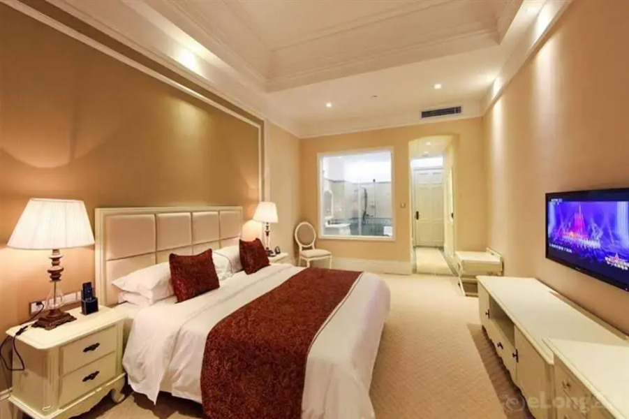 Yantai Blue Sky Hotel