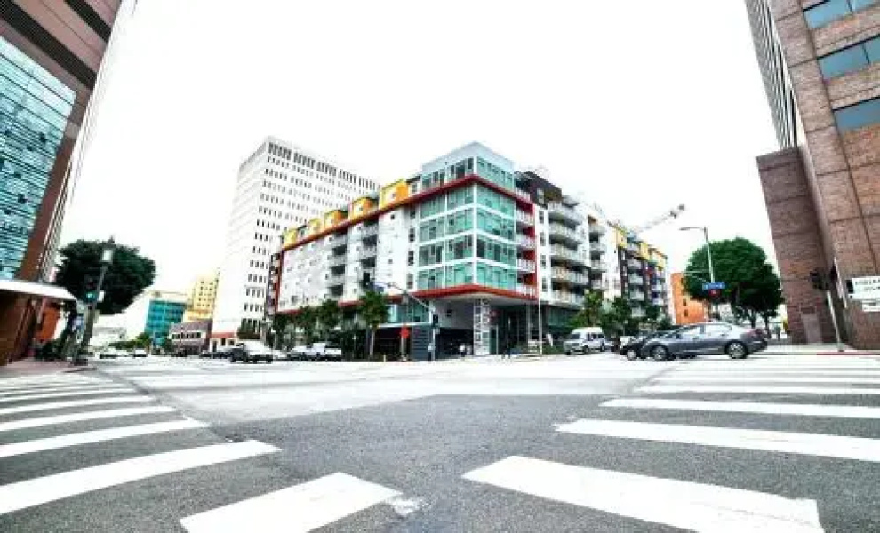 LA Central Apartel
