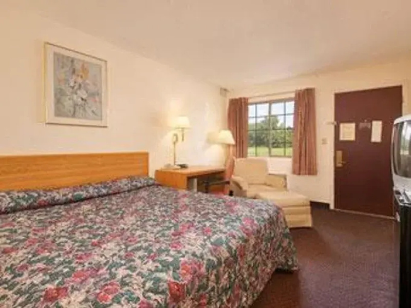 Days Inn-Coralville