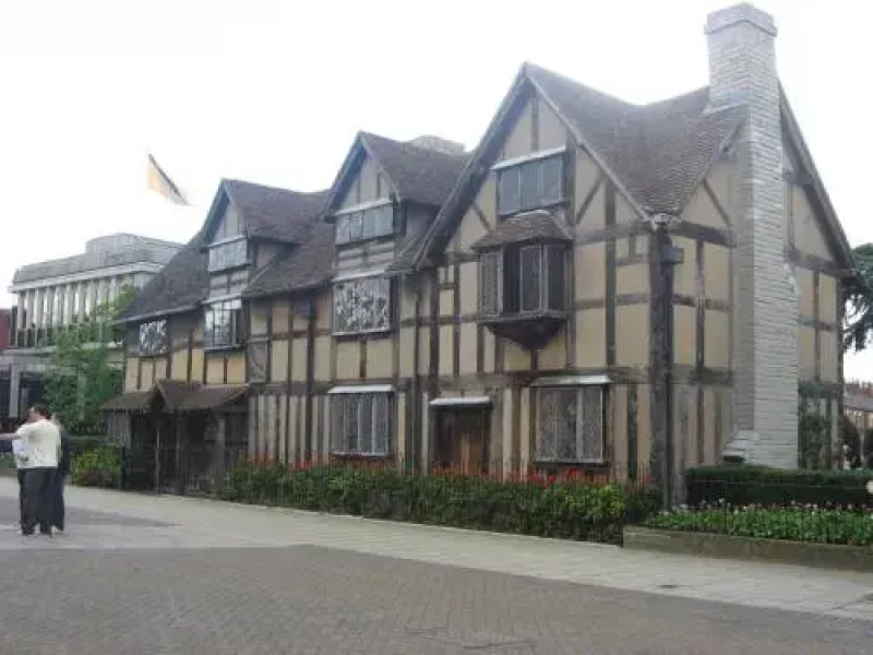 Bend in the River Lodge