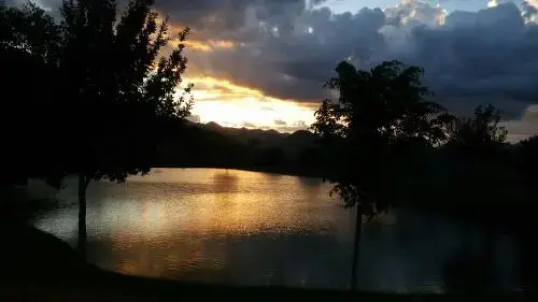 Tocas do Lago