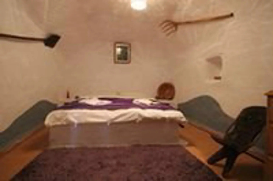 Ventica Cave House and B&B