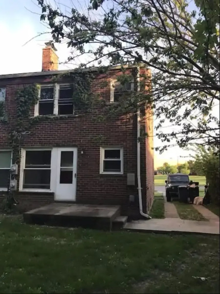 Two Bedroom West Stadium Bungalow - Unit 522