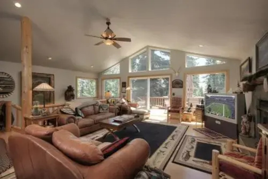 Bray Carnelian Bay Rental by RedAwning