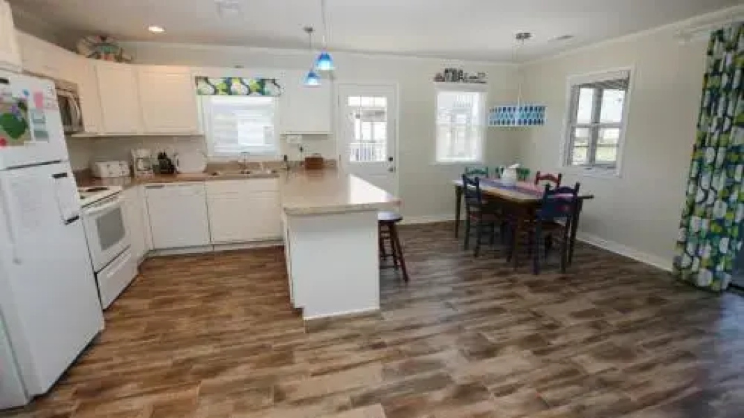 Camelot Hallett - 3 Br Home