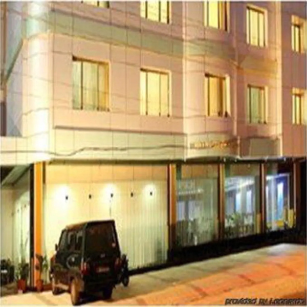 Hotel Pearl Continental