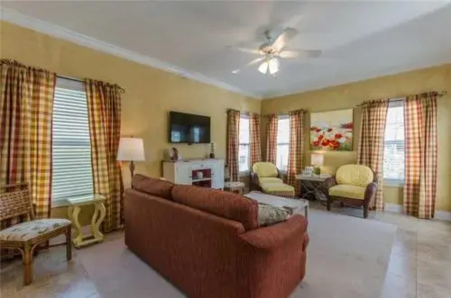 The Parrot Perch 6AU - 1 Br Condo