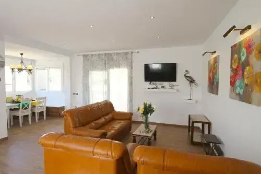 ARENDA Villa Flandes Pino Alto