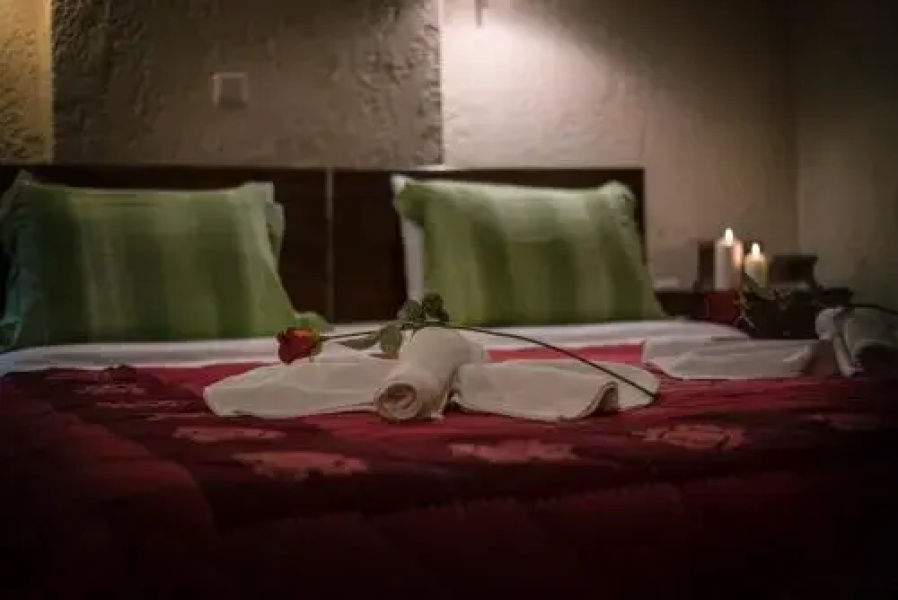 Mesostrati Guesthouse