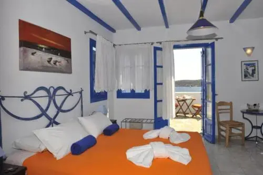 Studios Antiparos Beach