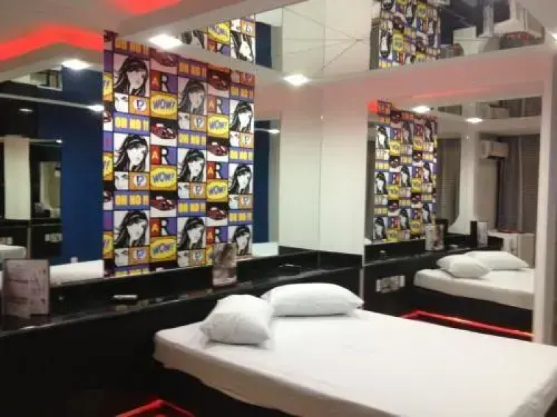 Petit Amour Motel