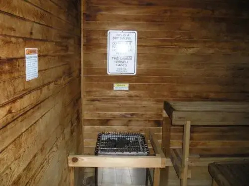 Seaside Camping Resort Deluxe Studio Cabin 1