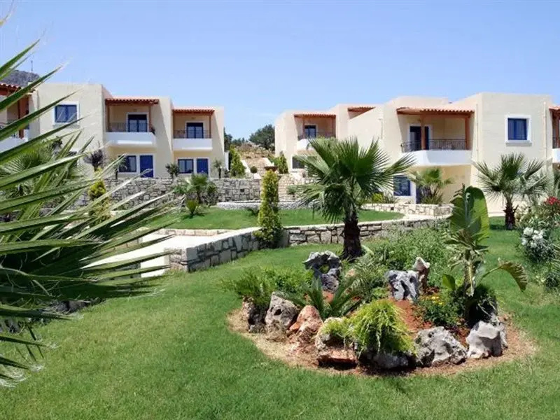Silvia Apartments Hotel