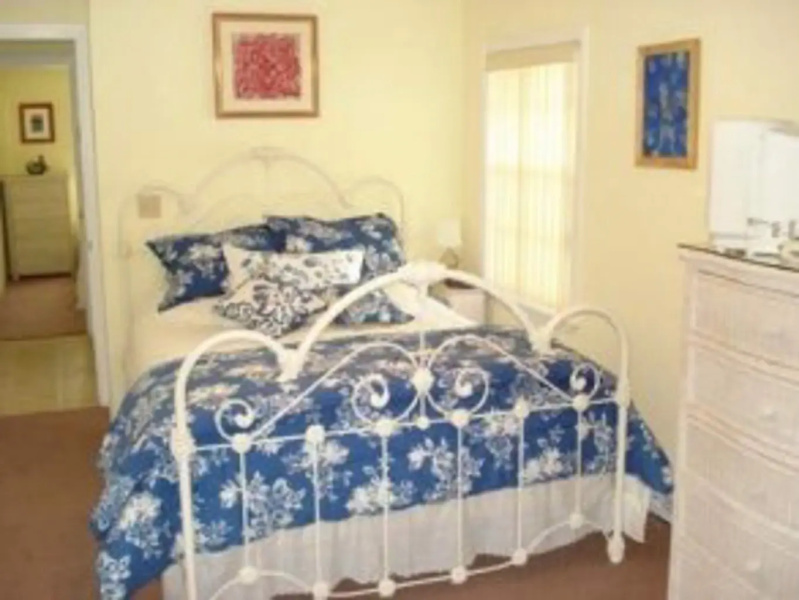 Blue Moon Cottage