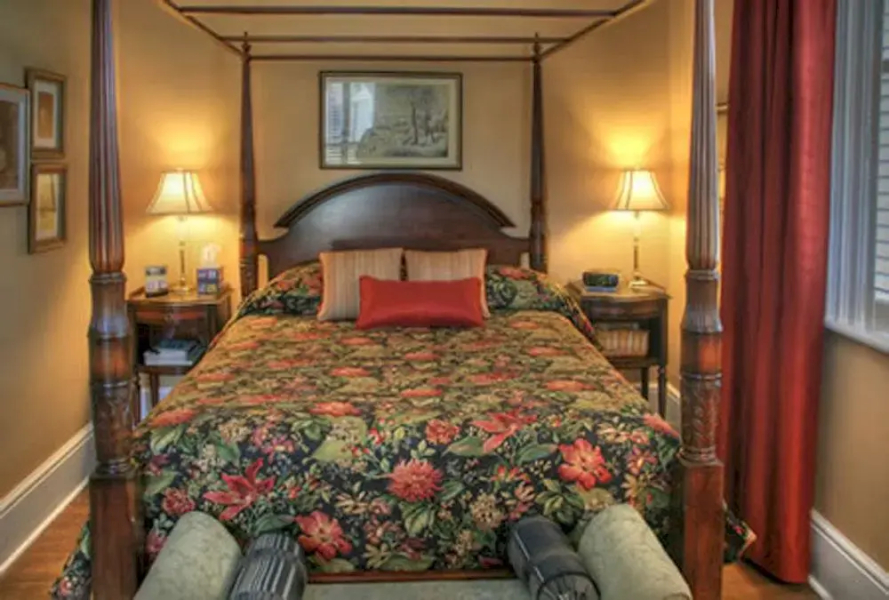 The Chisholms in Stratford