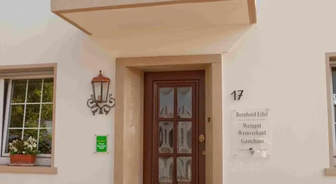 Weingut & Gästehaus Bernhard Eifel