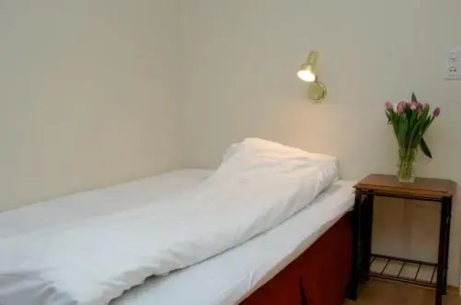 Aukra Hotel